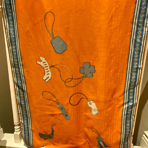 Hermès Orange Cashmere Silk Scarf – Equestrian Motif – NWT - Picture 2 of 8